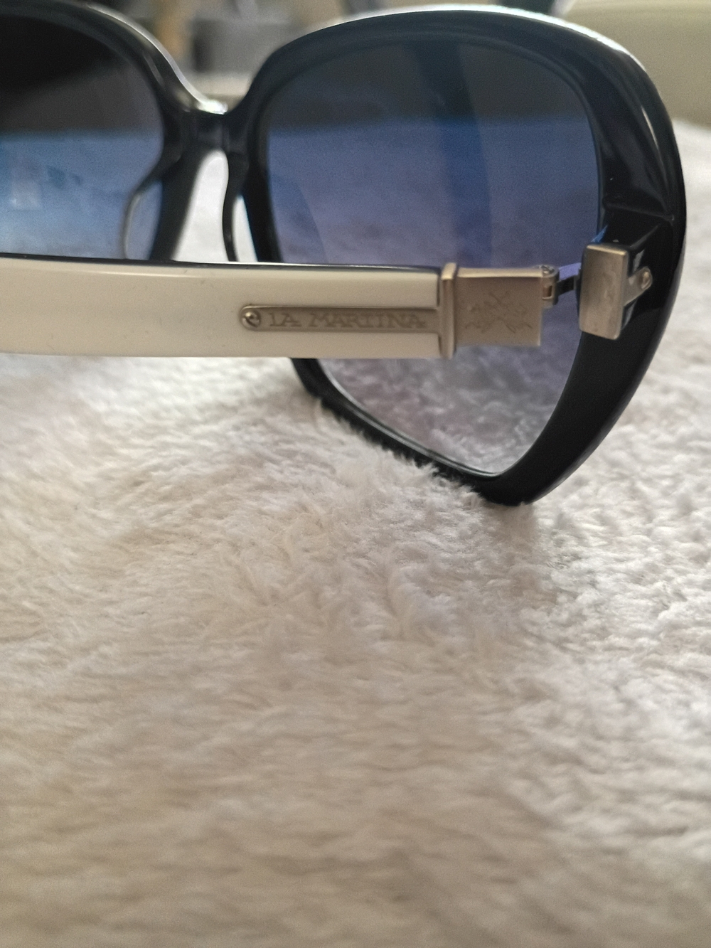 White Frame La Martina "Tango" Sunglasses - Picture 4 of 5